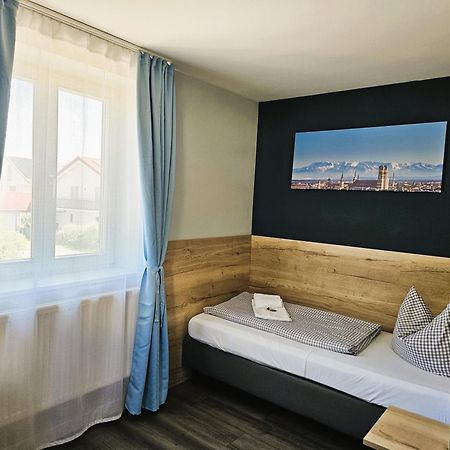 Novitel Pension Pliening - Muenchen Messe Ngoại thất bức ảnh
